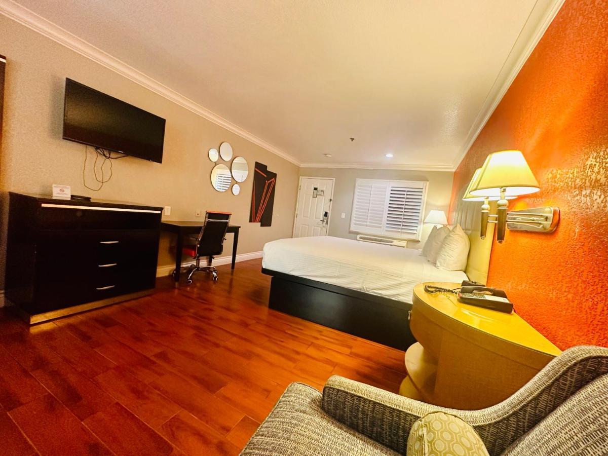 Casa Blanca Hotel&Suites Orange Luaran gambar